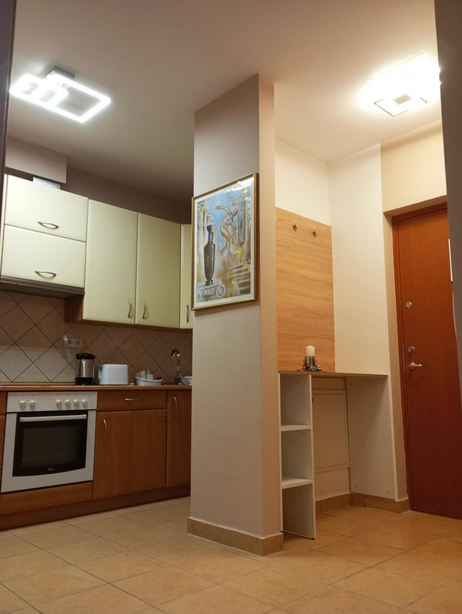 Zen Apartman Budakalasz Bagian luar foto